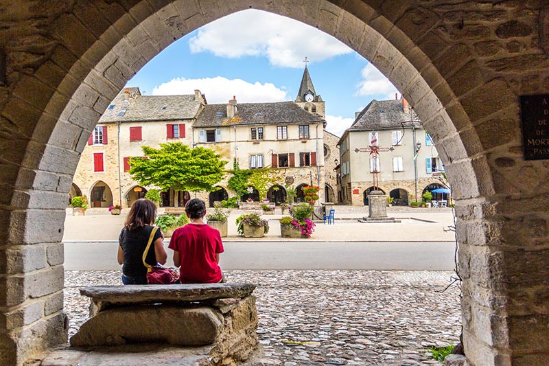 Sauveterre medieval bastide town in Aveyron